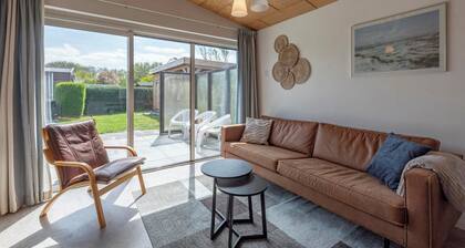 Bungalow in Callantsoog near Sandy Beach