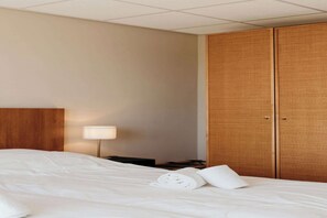 1 quarto, acesso à internet