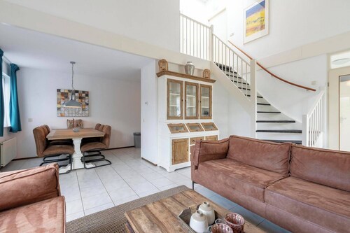 Charming villa near sandy beach