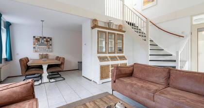 Charming villa near sandy beach