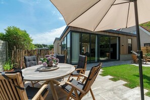 Outdoor dining - Attractive home with terrace (Callantsoog)