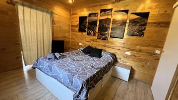 3 sovrum, strykjÀrn/strykbrÀda, wi-fi och sÀngklÀder