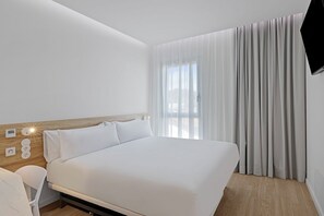 Double Room - B&B Hotel Leiria Fatima (Leiria)