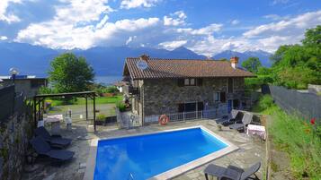 Seasonal outdoor pool