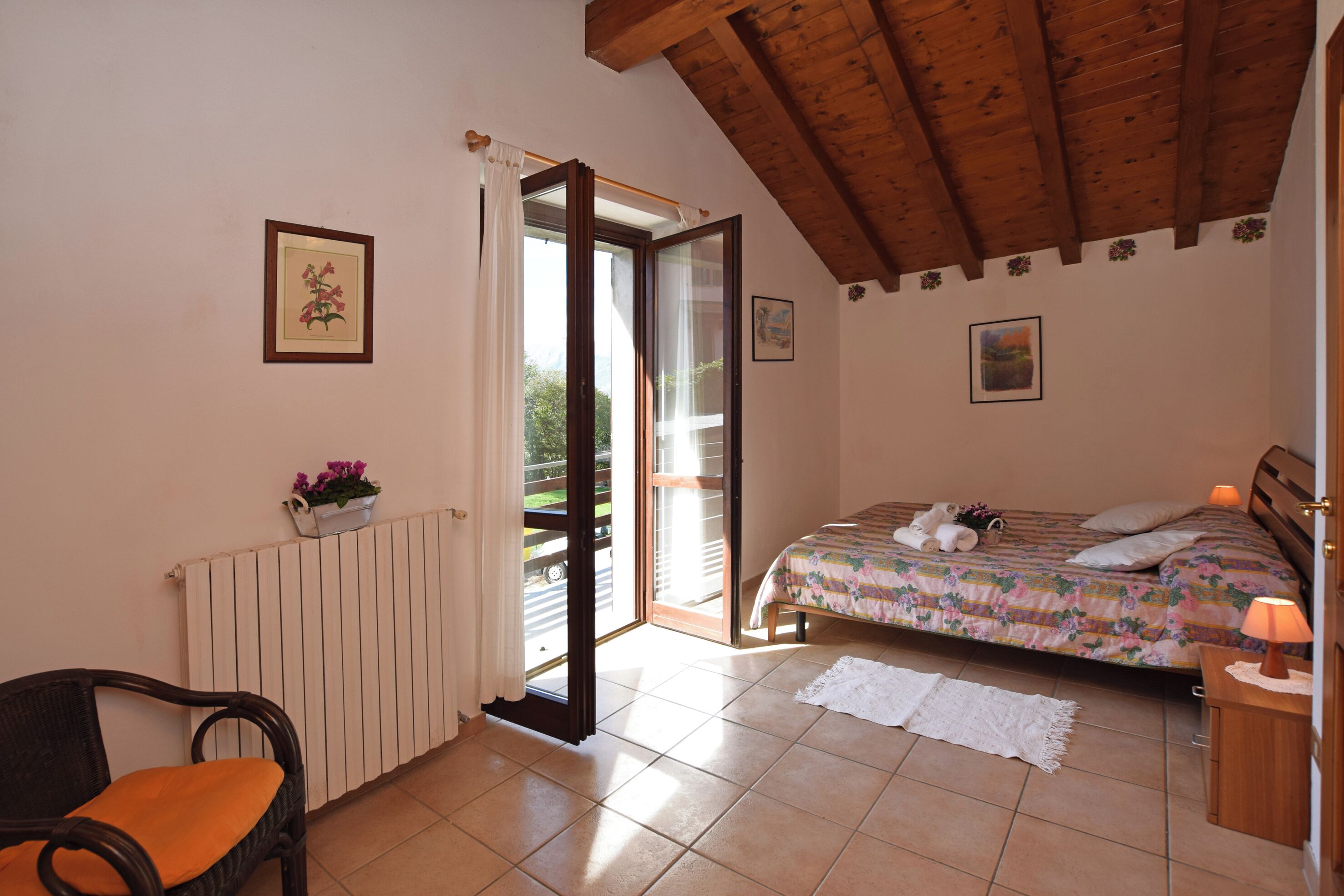 Rumah Keluarga, beberapa kamar, tepi gunung (Belvedere B) | 3 kamar tidur, setrika/meja setrika, Wi-Fi gratis, dan seprai linen