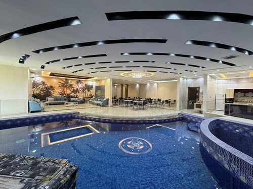 VIP resort chalet 20