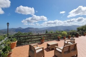 Terrace/patio - Villa Acanthos Panoramic Terrace (Sicilia)