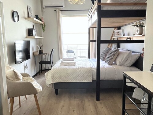 Cosy studio apartment in central Athens-2bed w/ balcony