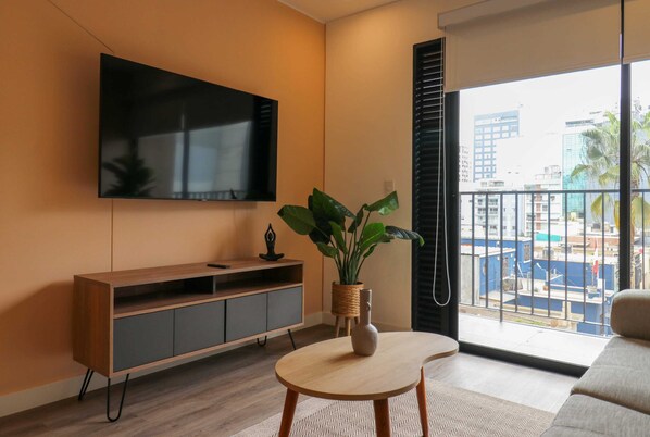 Televisor i oficines 