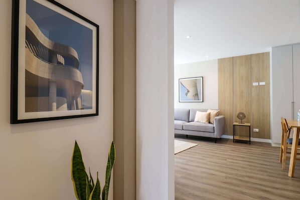 TV, offices - w* | Glorious 1BR w/ Perfect Balcony in Miraflores (Miraflores)