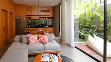 One Bedroom Villa with Private Pool | Wohnbereich