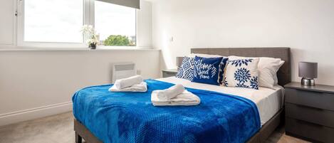 1 soverom, skrivebord, wi-fi og sengetøy