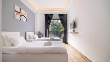 1 bedroom, free minibar items, individually decorated