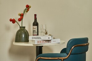 Standard Room, 1 Queen Bed, Non Smoking, City View | Desk, soundproofing, free WiFi, bed sheets - The Passion Hotel Airport - 5 minutes to Tan Son Nhat (Ho Chi Minh City)