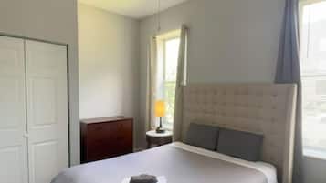 1 bedroom, iron/ironing board, free WiFi