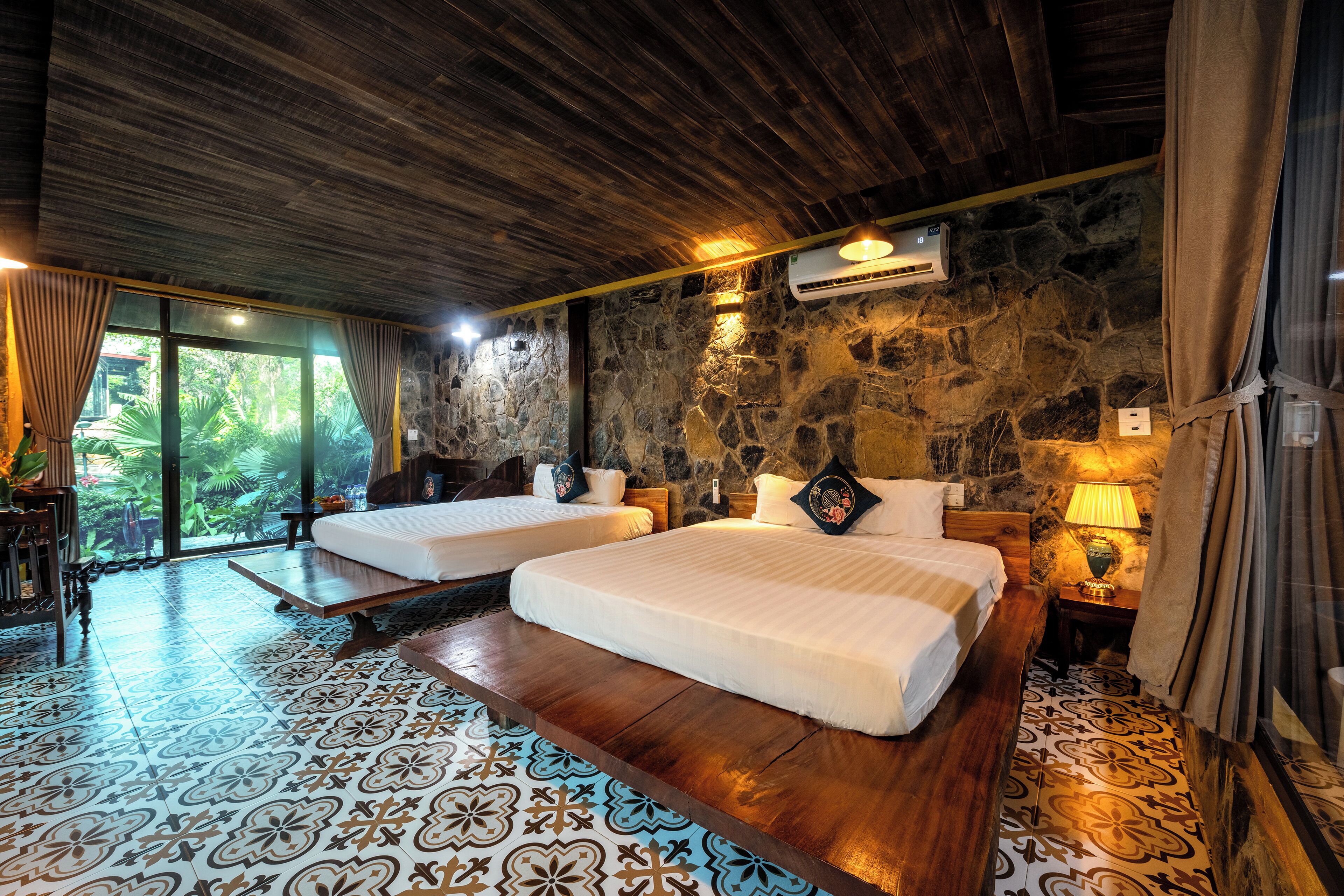 Family Villa, Private Pool | Desk, laptop workspace, soundproofing, iron/ironing board