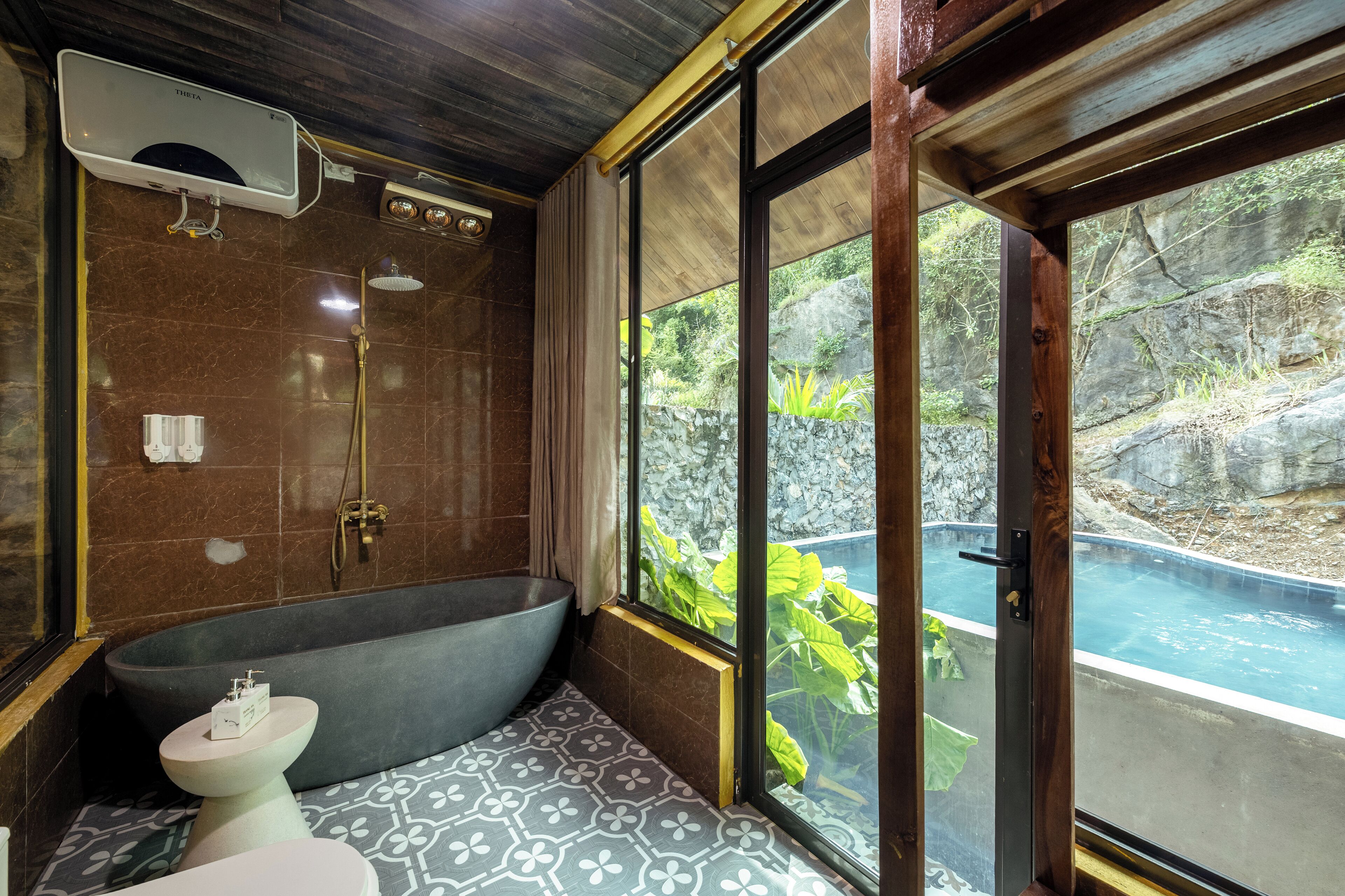 Superior Villa, Private Pool | Bathroom | Hair dryer, bathrobes, slippers, towels