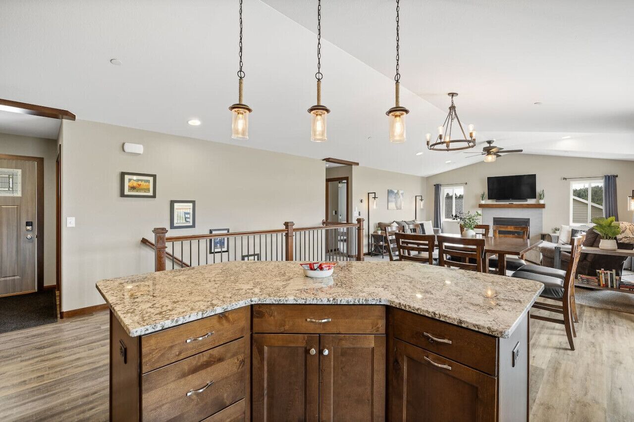 Ponderosa Mile Retreat - Rapid City, SD