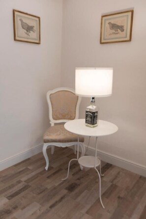 1 habitación, ropa de cama de alta calidad y decoración personalizada