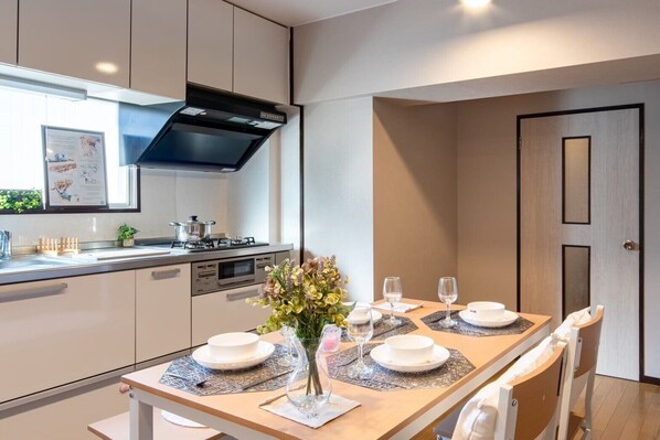 Family Apartment | Living area - Sunny heights 301 (Tokyo)