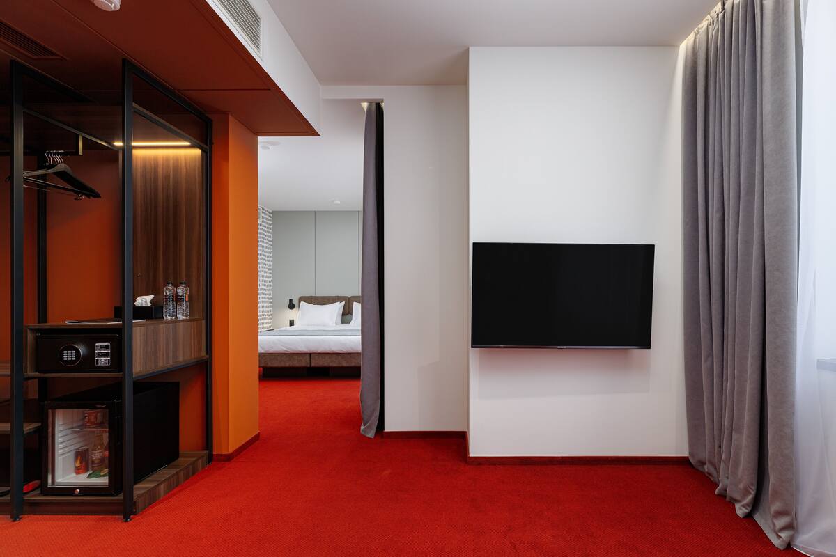 Suíte superluxo | 1 quarto, roupas de cama premium, edredons de pluma, frigobar