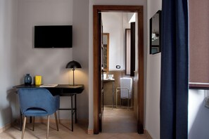 Minibar, caja de seguridad en la habitación, escritorio y wifi gratis 