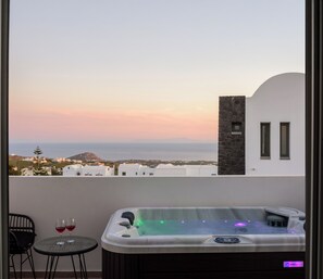 Chambre Deluxe, non-fumeur, vue sur la mer | Bureau, accès au Wi-Fi (inclus)