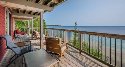 Norse Nook | SAUNA+HOT TUB | BAYSIDE Waterfront