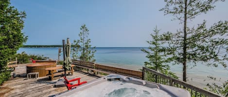 Baignoire à remous extérieure
