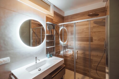 VL Luxury Apartment