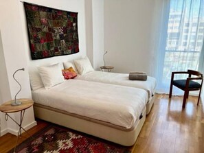 2 quartos, Wi-Fi de cortesia, roupa de cama