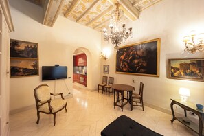 TV - Boccaccio 22 - 4 (Roma)