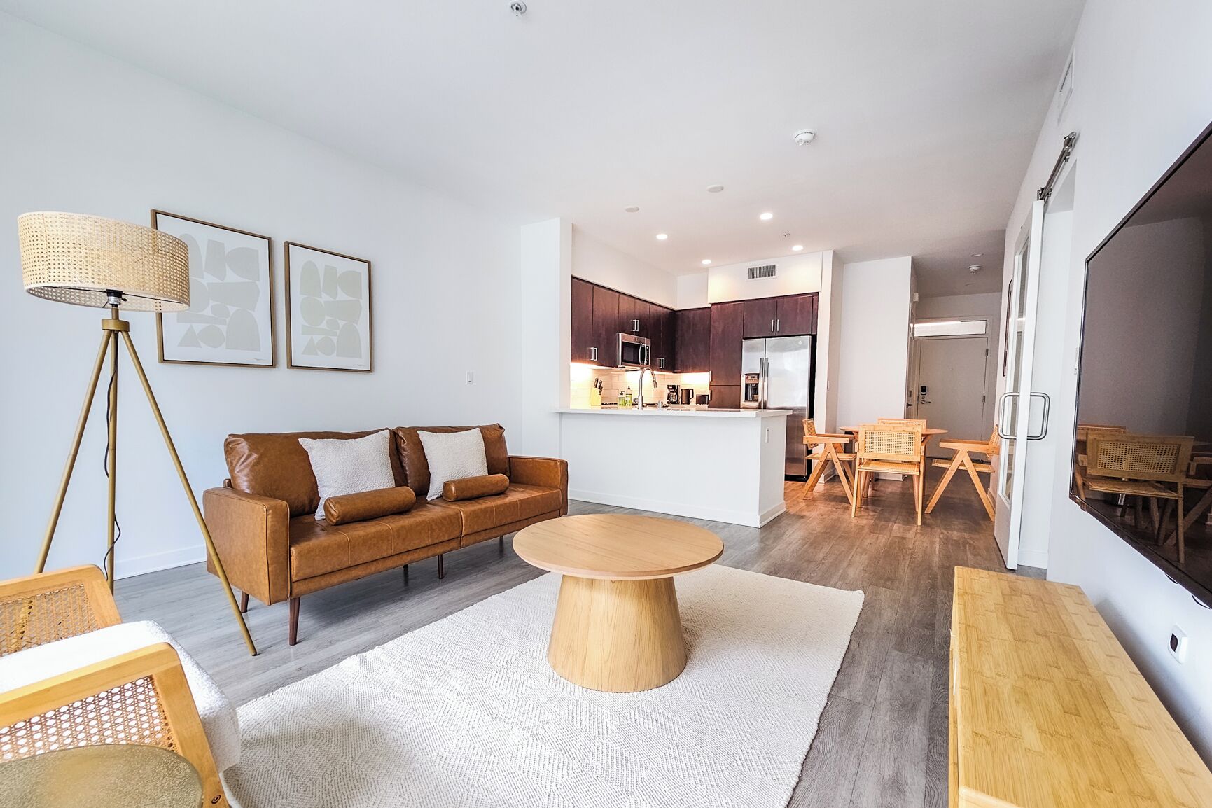 Charming Urban Oasis 2br/1ba