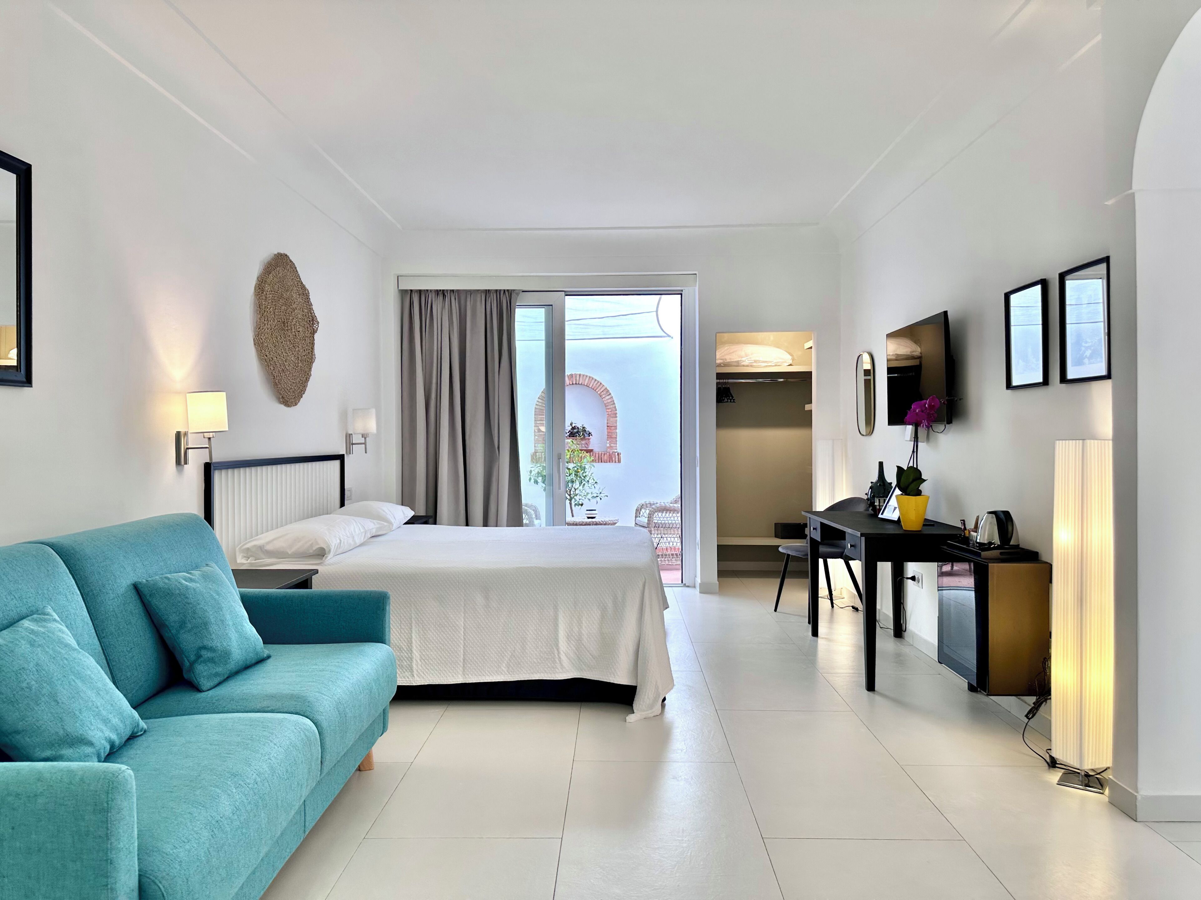 Junior Suite, Hot Tub
