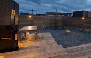 Basic Villa | Terrace/patio - Meixiang Shiwa (Shiwa)