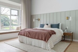 4 多间卧室、熨斗/熨衣板、WiFi、床单