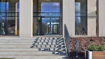 Executive Penthouse, Multiple Beds, Jetted Tub, City View | Exterior