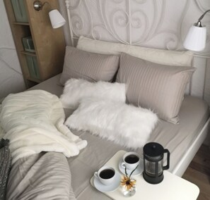 1 habitación, tabla de planchar con plancha, wifi y ropa de cama 