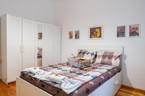 2 bedrooms, desk, iron/ironing board, travel cot - NDK Top Center Sofia Two Bedroom Apartment with ACC (Sofia)