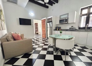 Interior - San Juan Suite | Perfect Getaway in Centric Location (San Juan)