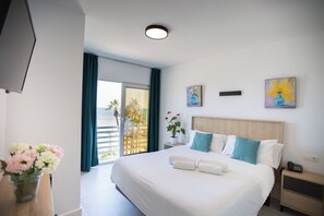 Panoramic Double Room, Sea View | Blackout drapes, soundproofing, iron/ironing board, free WiFi - Hotel Mediterráneo by Croma (Estepona)