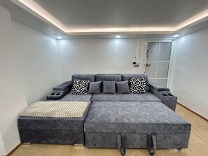 Interior - StarLight: 5BR, 6min to Lee Garden, w/Pool&Gym (Chang Wat Songkhla)