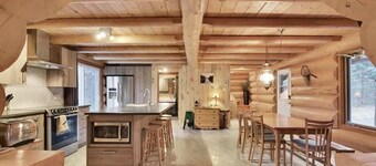 Chalet Le Mélisse | Rustic Log Chalet in Nature