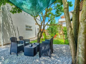 Villa (Five Bedroom Villa with Private Pool) | Salle à manger