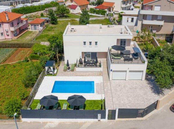 Villa (Five Bedroom Villa with Private Pool) | Extérieur