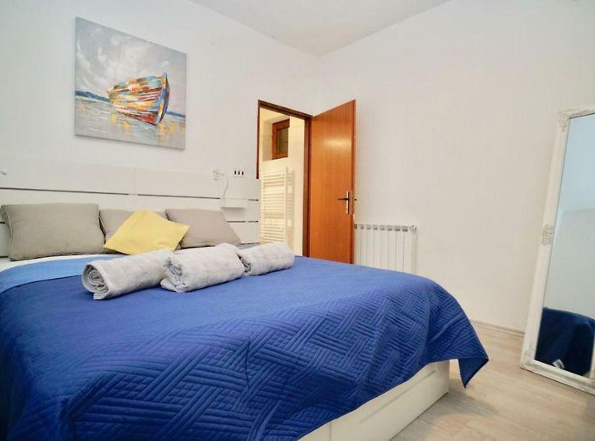 Apartment (Three Bedroom Apartment with Terrace) | 3 bedrooms, cribs/infant beds, free WiFi