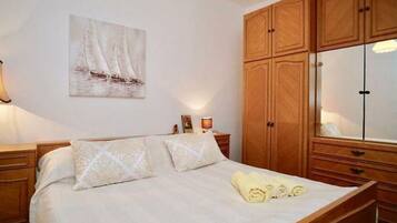 Apartment (Three Bedroom Apartment with Terrace) | 3 bedrooms, cribs/infant beds, free WiFi