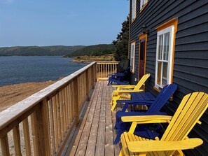 Terrace/patio - Bellecroft House - Beautifully renovated, stunning water-front getaway property (Trinity East)