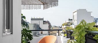 Mate Levinski - By HOMY