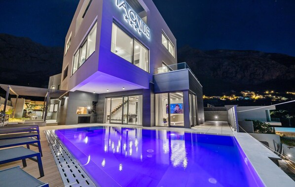 Indoor pool, a heated pool